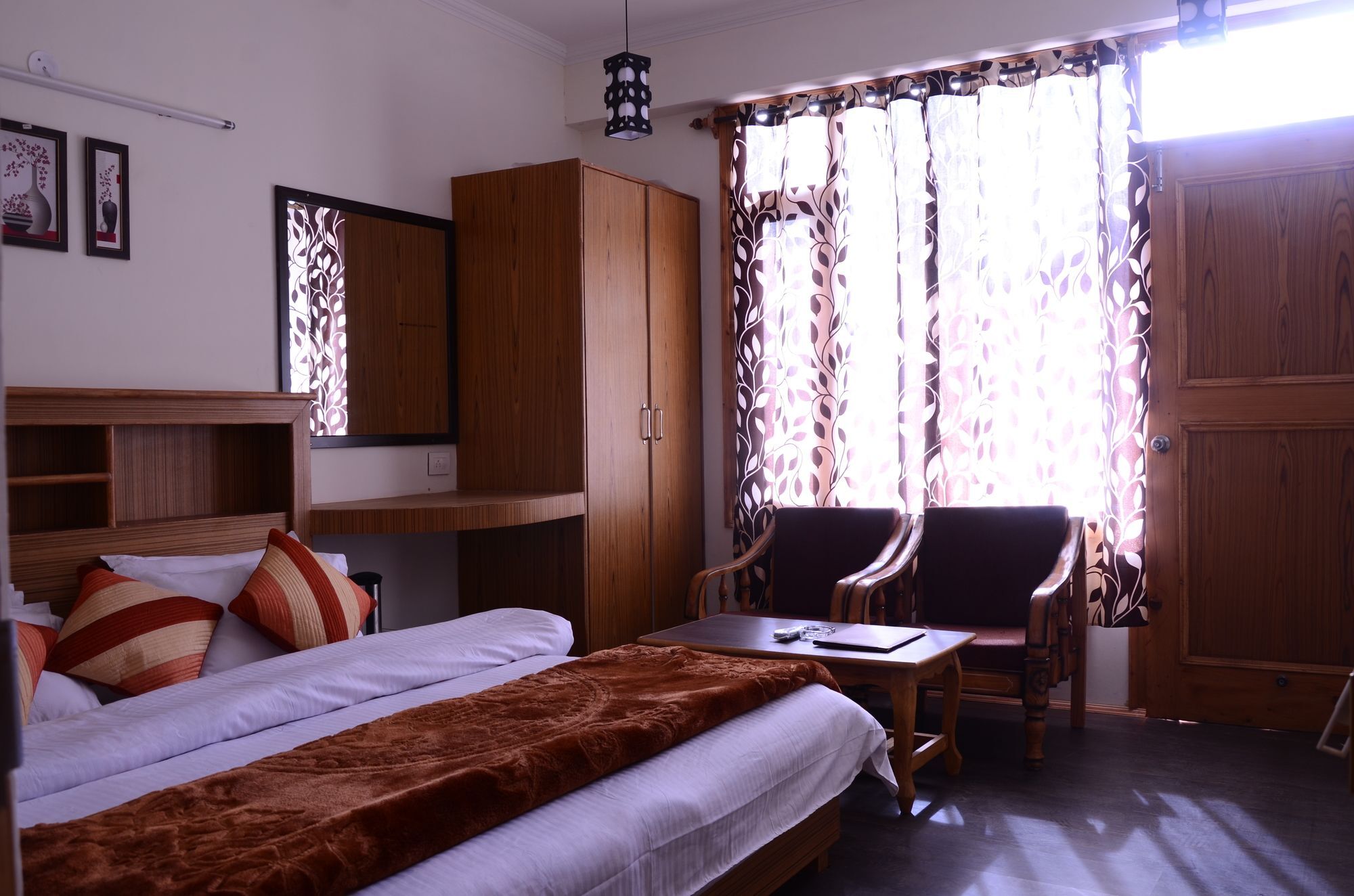 Utopia Resorts & Spa Manāli Extérieur photo